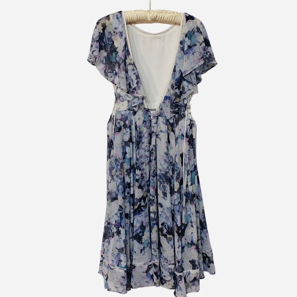 FAME AND PARTNERS THE ASHA BLUE FLORAL DRESS
